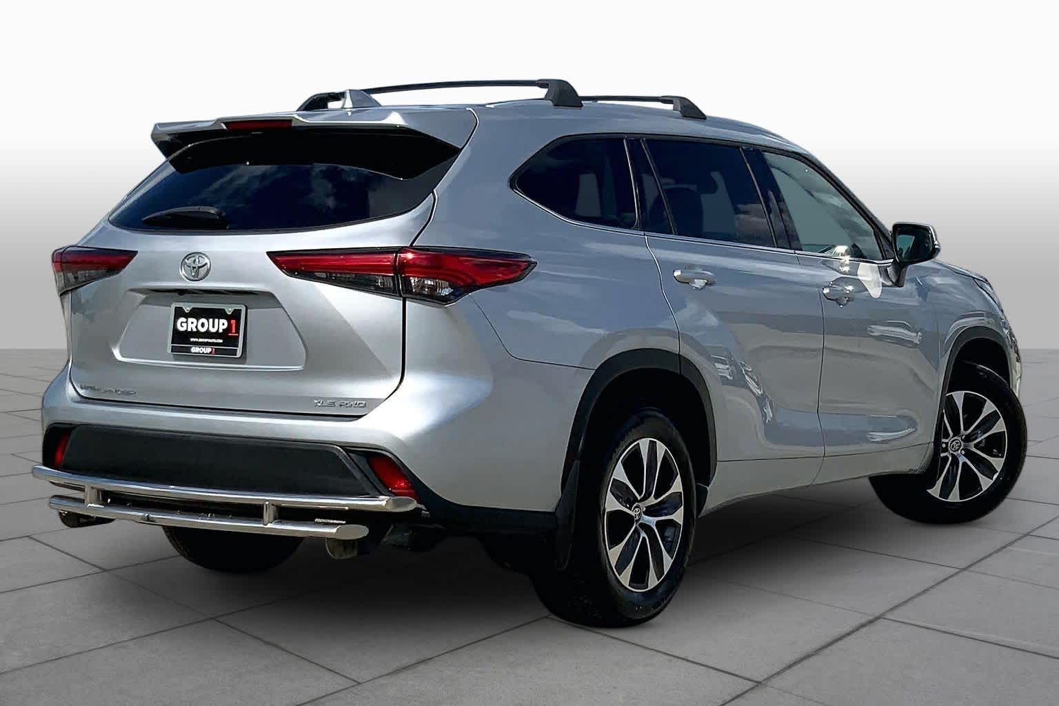2022 Toyota Highlander XLE Celestial Silver Metallic at Lone Star Chevrolet