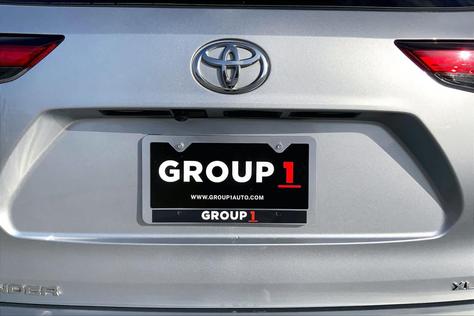 2022 Toyota Highlander XLE Celestial Silver Metallic at Group 1 Toyota Southwest