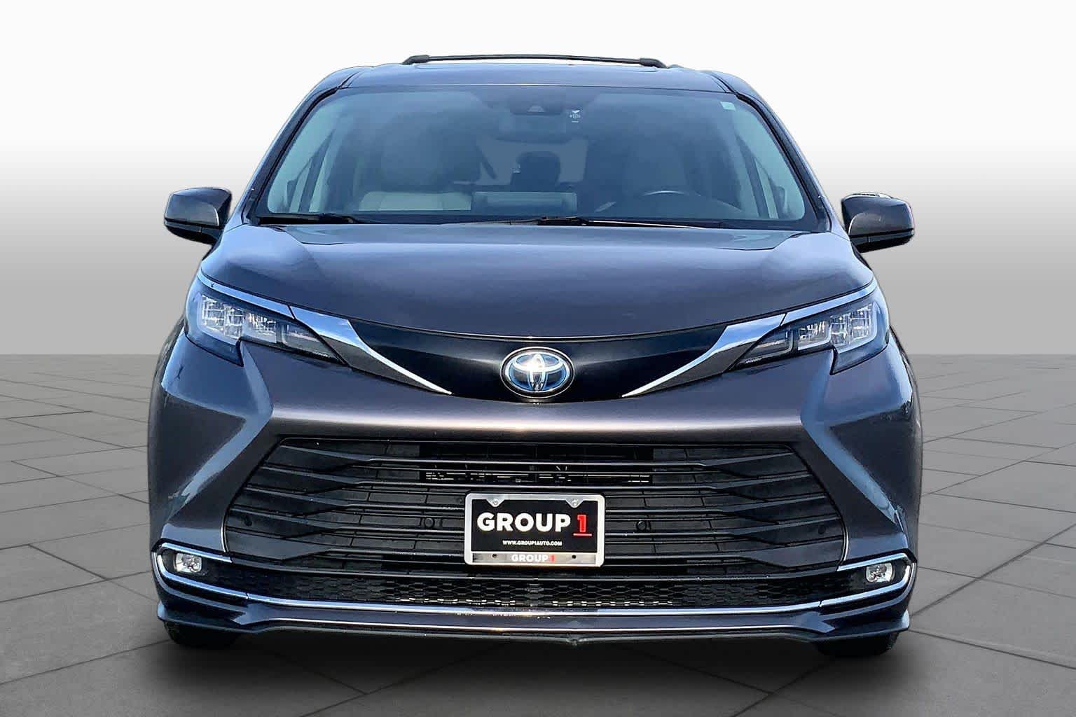 2022 Toyota Sienna XLE Predawn Gray Mica at Lexus of Clear Lake
