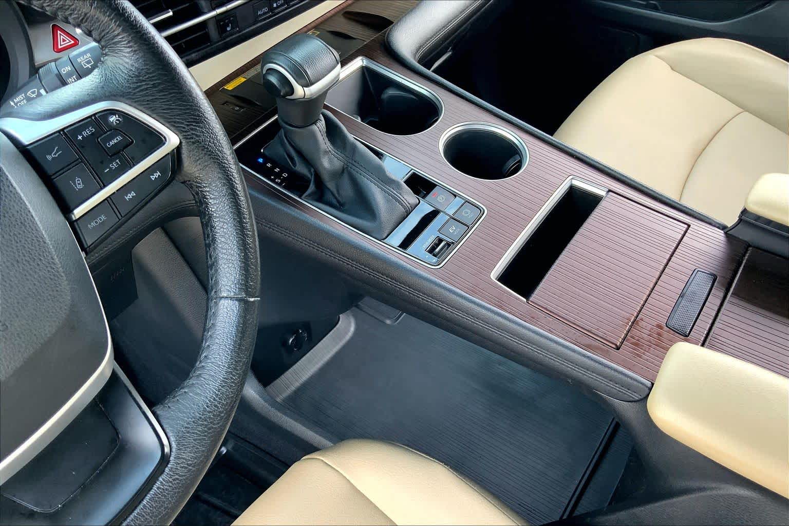 2023 Toyota Sienna XLE Blueprint at Group 1 Toyota Southwest