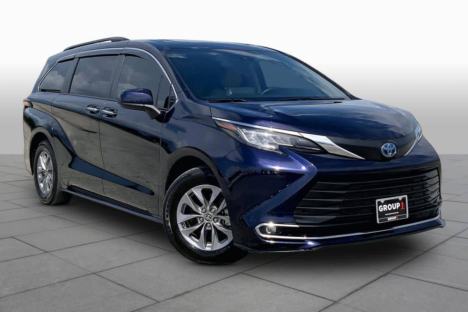 2023 Toyota Sienna XLE Blueprint at Group 1 Toyota Southwest