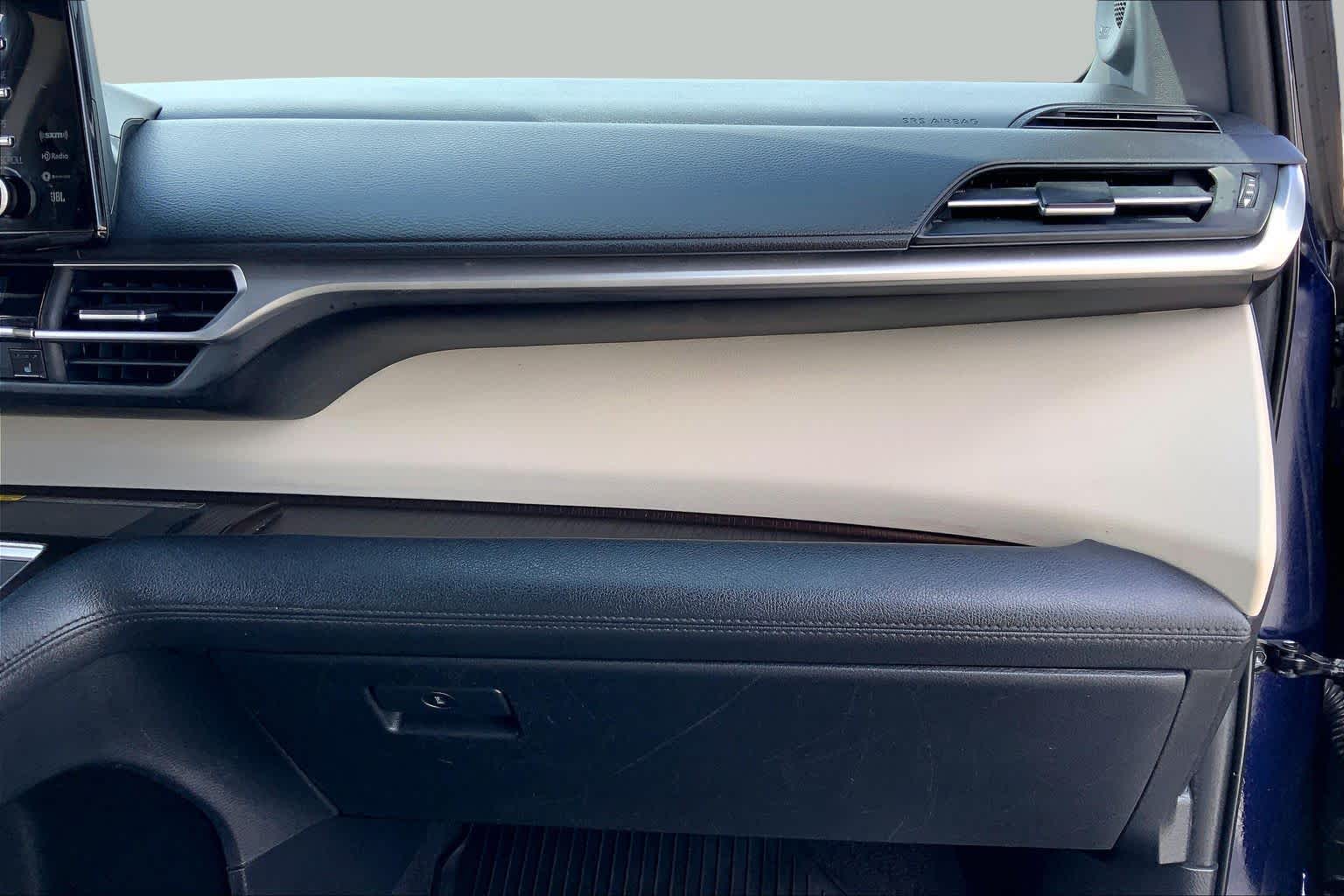 2023 Toyota Sienna XLE Blueprint at Group 1 Toyota Southwest