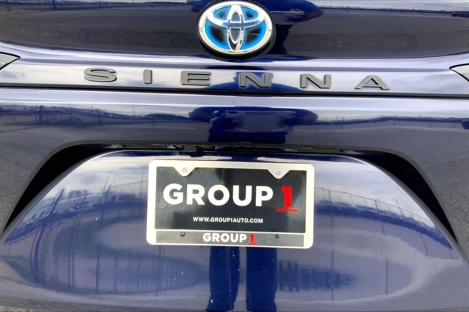 2023 Toyota Sienna XLE Blueprint at Beck & Masten Kia