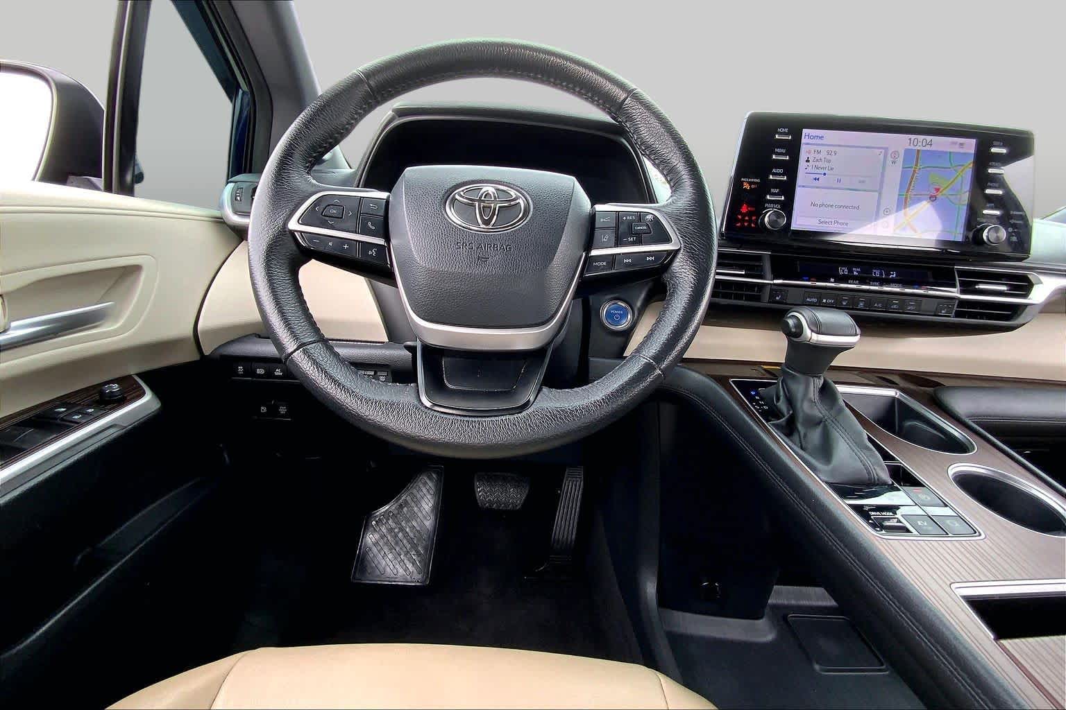 2023 Toyota Sienna XLE Blueprint at Beck & Masten Kia