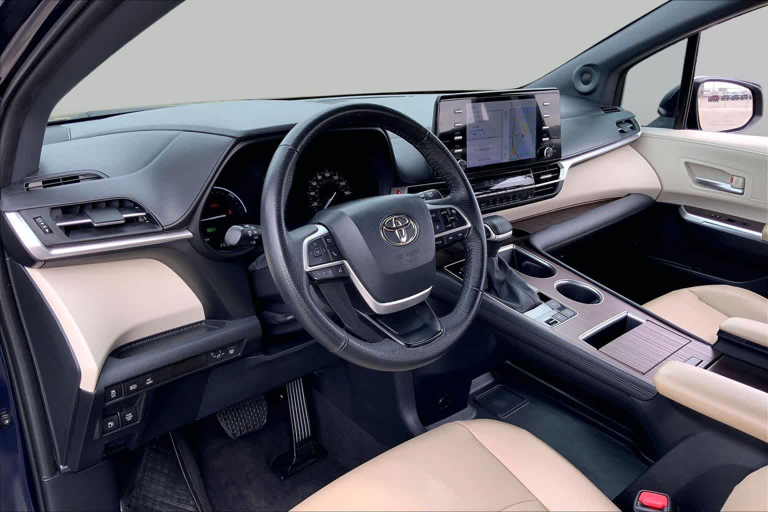 2023 Toyota Sienna XLE Blueprint at Beck & Masten Kia