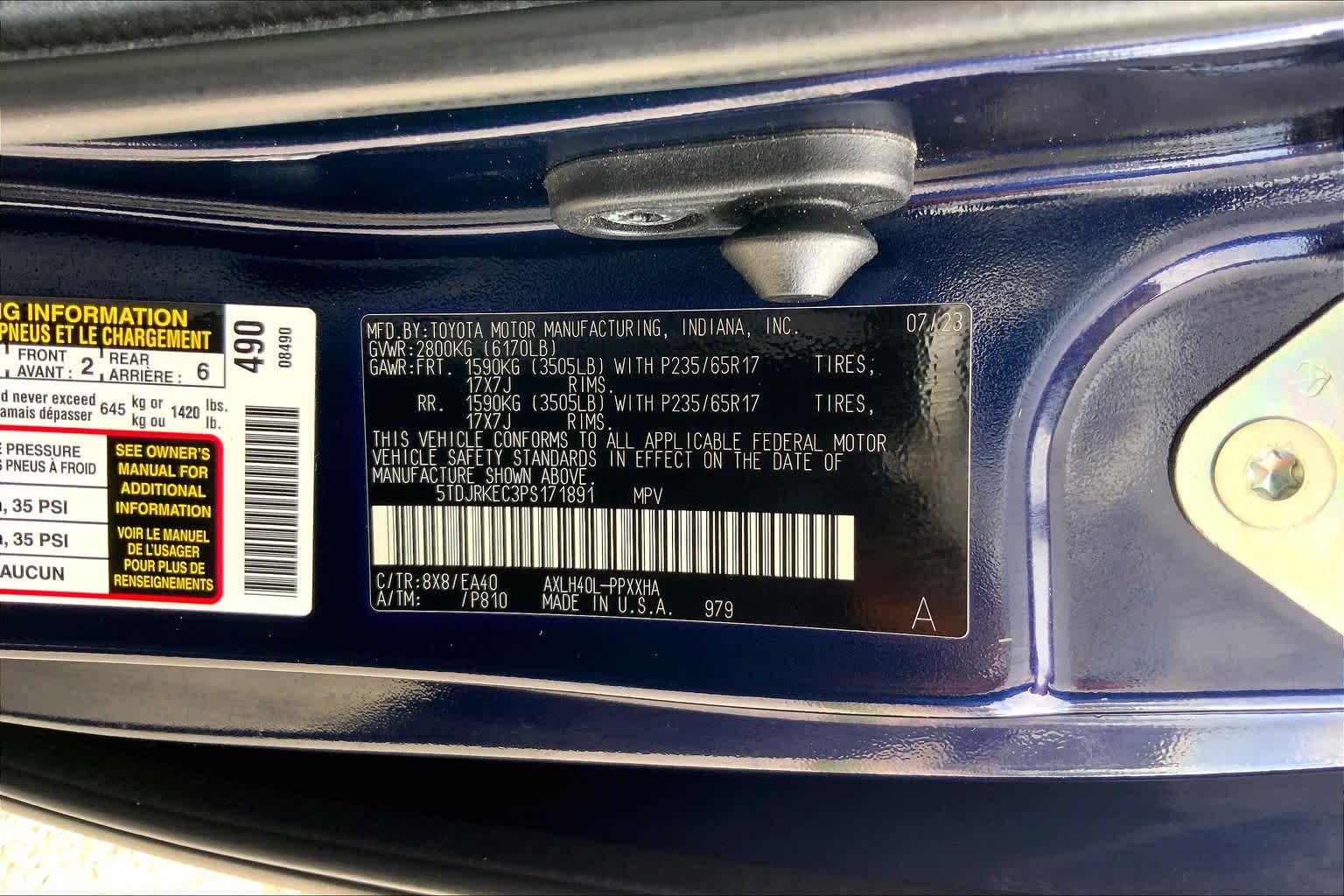 2023 Toyota Sienna XLE Blueprint at Beck & Masten Kia