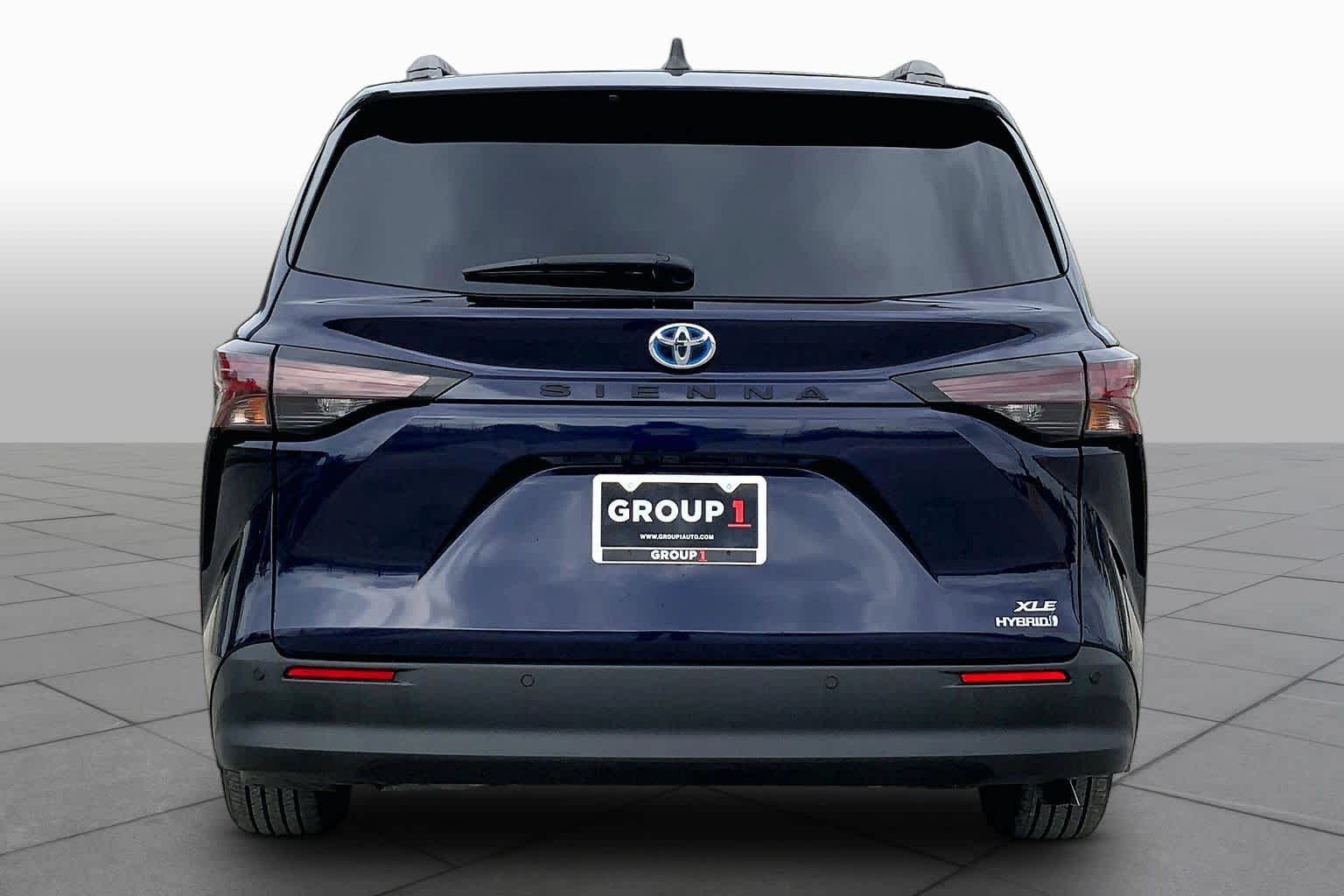 2023 Toyota Sienna XLE Blueprint at Beck & Masten Kia