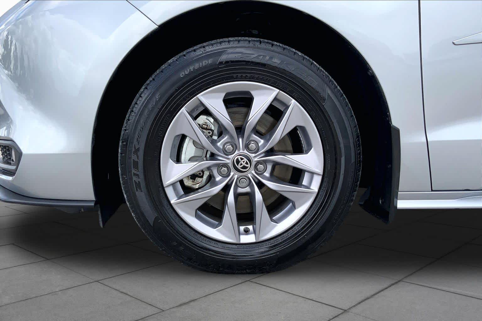2025 Toyota Sienna XLE Celestial Silver Metallic at Group 1 Toyota Southwest