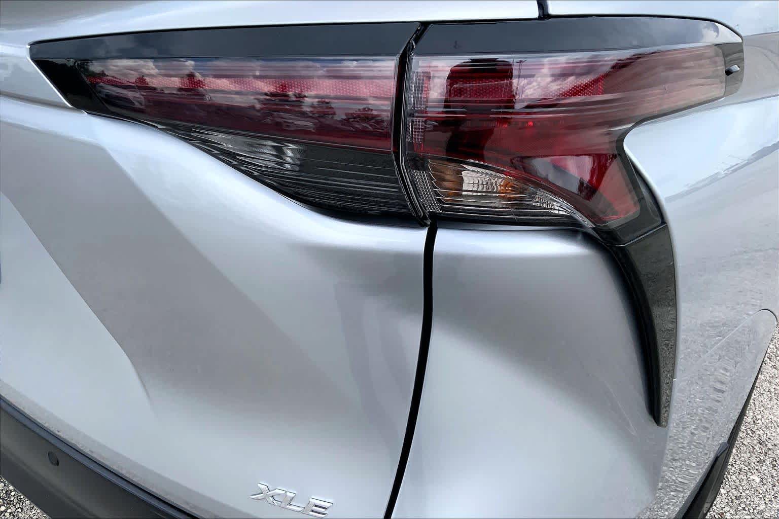 2025 Toyota Sienna XLE Celestial Silver Metallic at Group 1 Toyota Southwest
