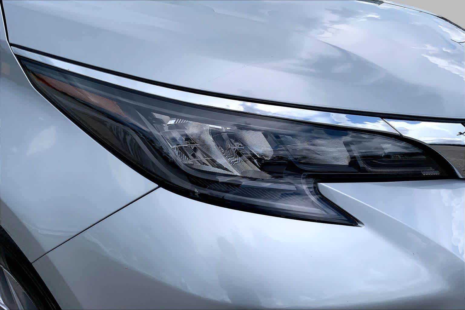 2025 Toyota Sienna XLE Celestial Silver Metallic at Group 1 Toyota Southwest