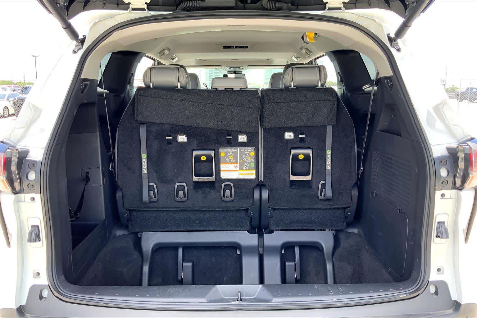 2025 Toyota Sienna XLE Wind Chill Pearl at Group 1 Toyota Southwest