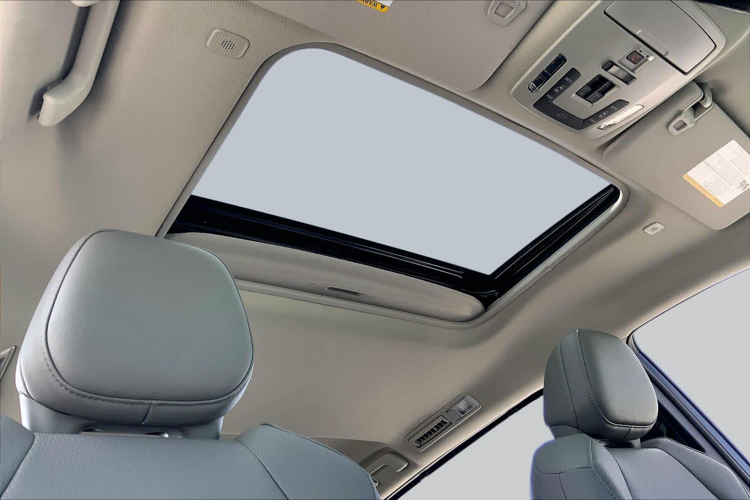 2025 Toyota Sienna XLE Wind Chill Pearl at Group 1 Toyota Southwest