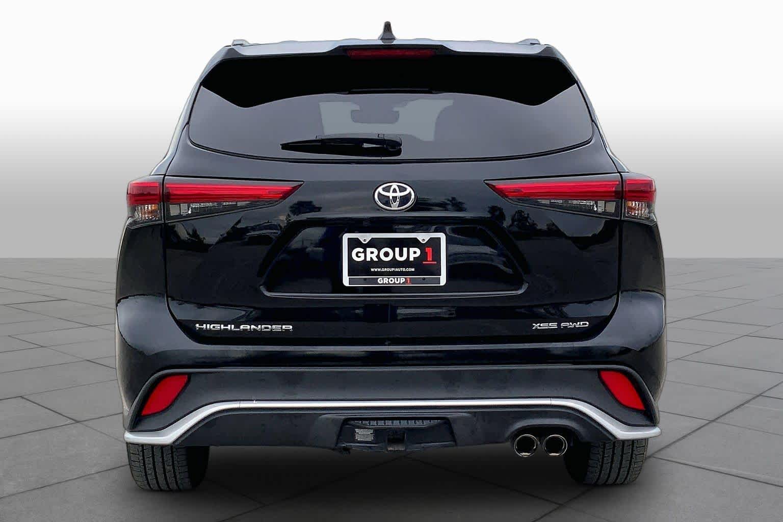 2021 Toyota Highlander XSE Midnight Black Metallic at Beck & Masten Kia