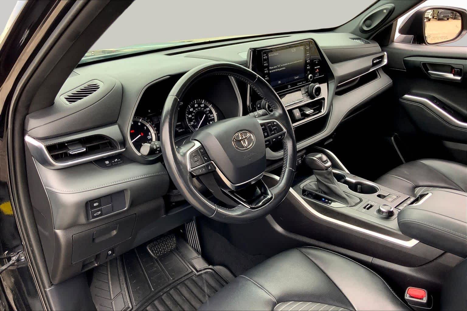 2021 Toyota Highlander XSE Midnight Black Metallic at Beck & Masten Kia
