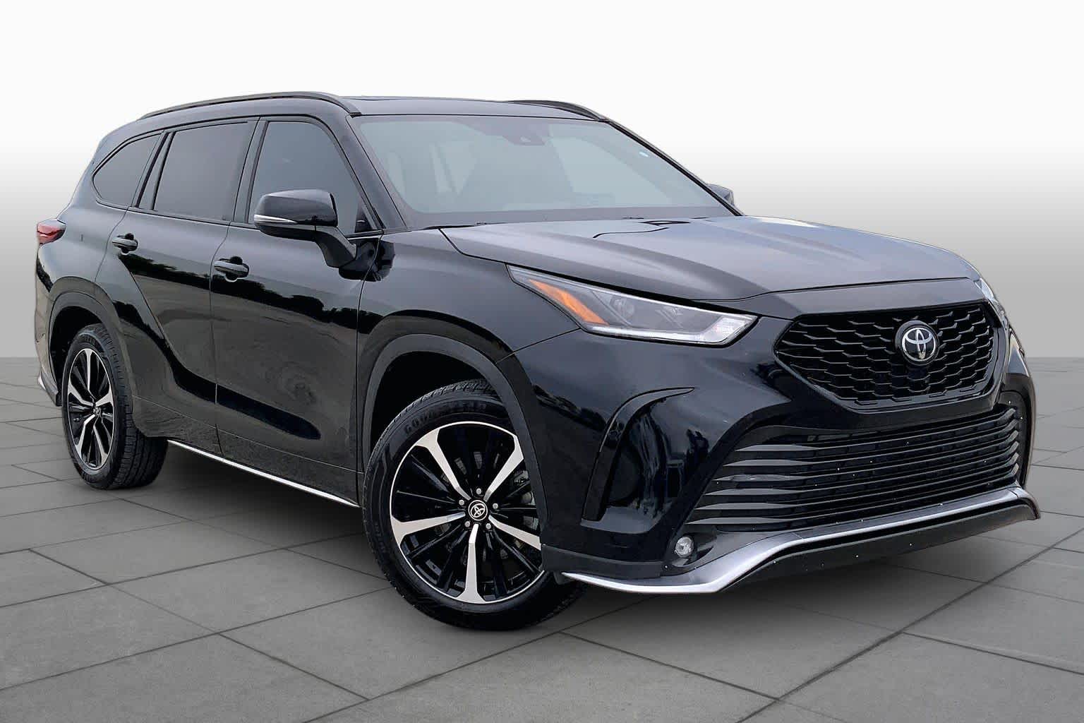 2021 Toyota Highlander XSE Midnight Black Metallic at Beck & Masten Kia