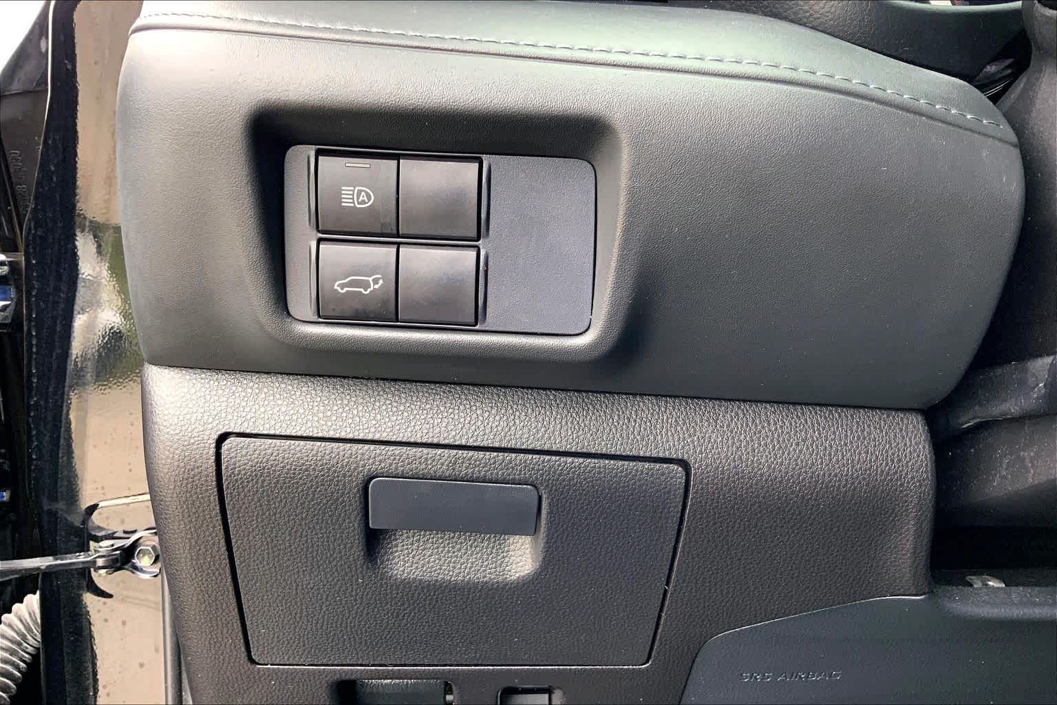 2021 Toyota Highlander XSE Midnight Black Metallic at Beck & Masten Kia