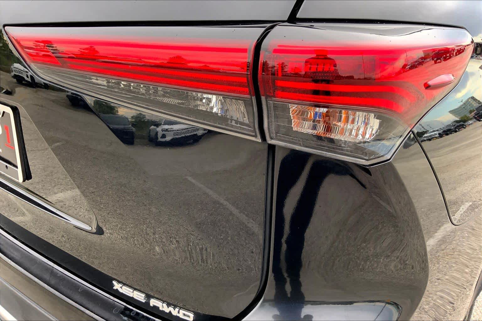 2021 Toyota Highlander XSE Midnight Black Metallic at Beck & Masten Kia