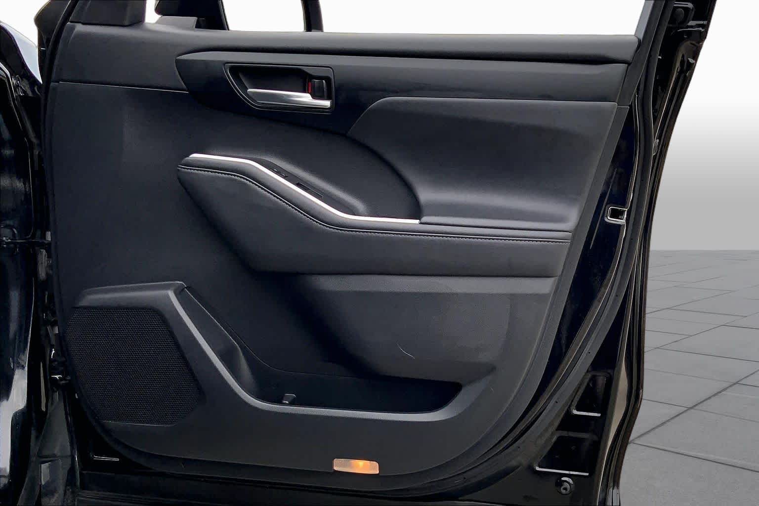 2021 Toyota Highlander XSE Midnight Black Metallic at Beck & Masten Kia