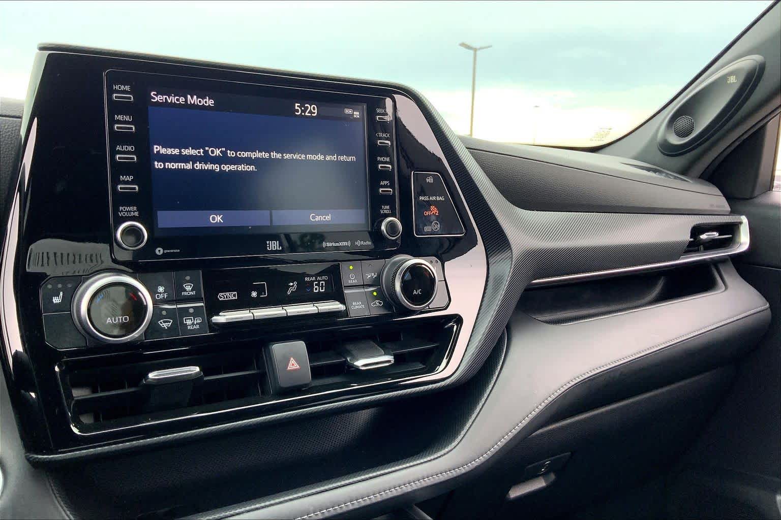 2021 Toyota Highlander XSE Midnight Black Metallic at Beck & Masten Kia