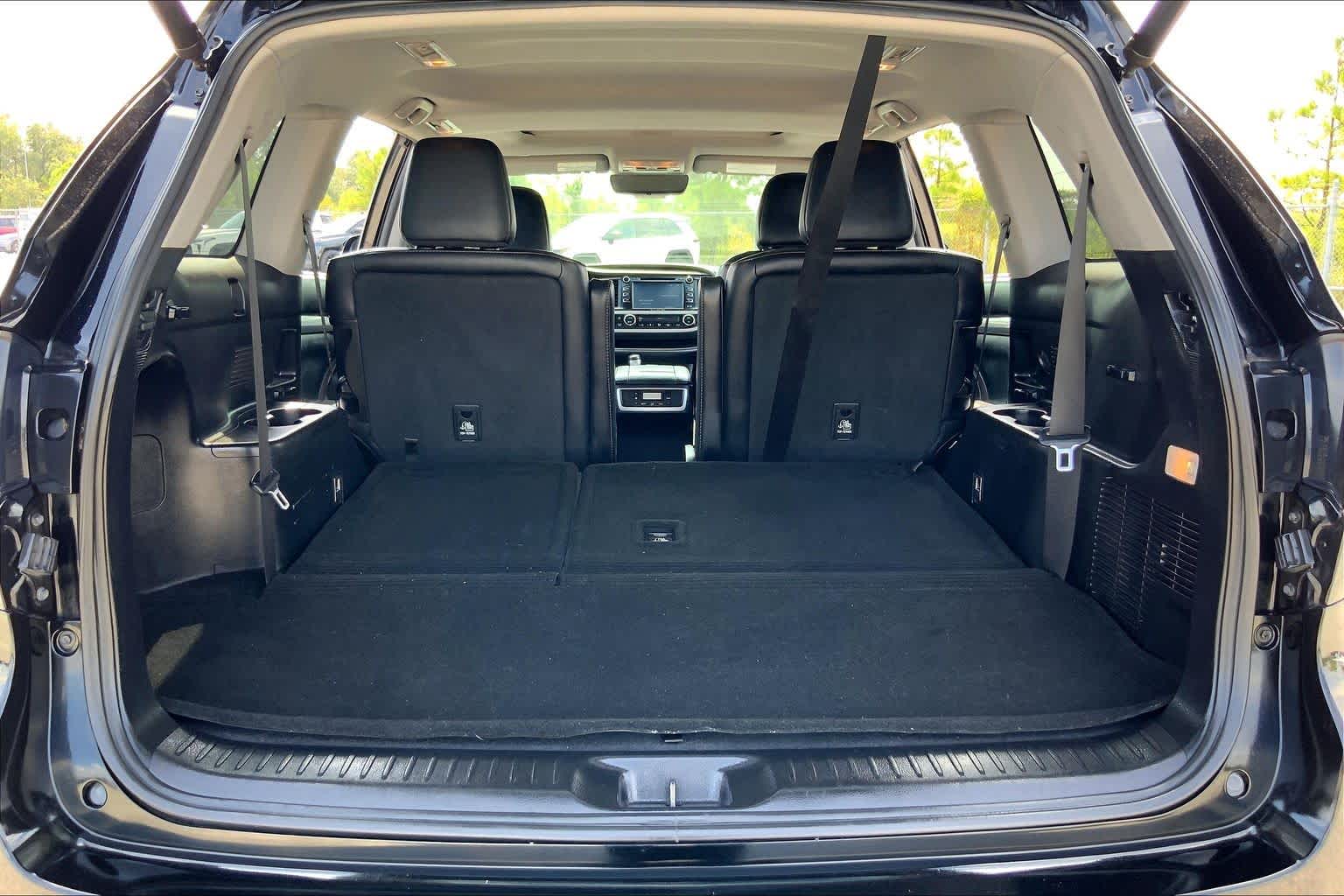 2019 Toyota Highlander XLE Midnight Black Metallic at Mac Haik CDJR North Houston