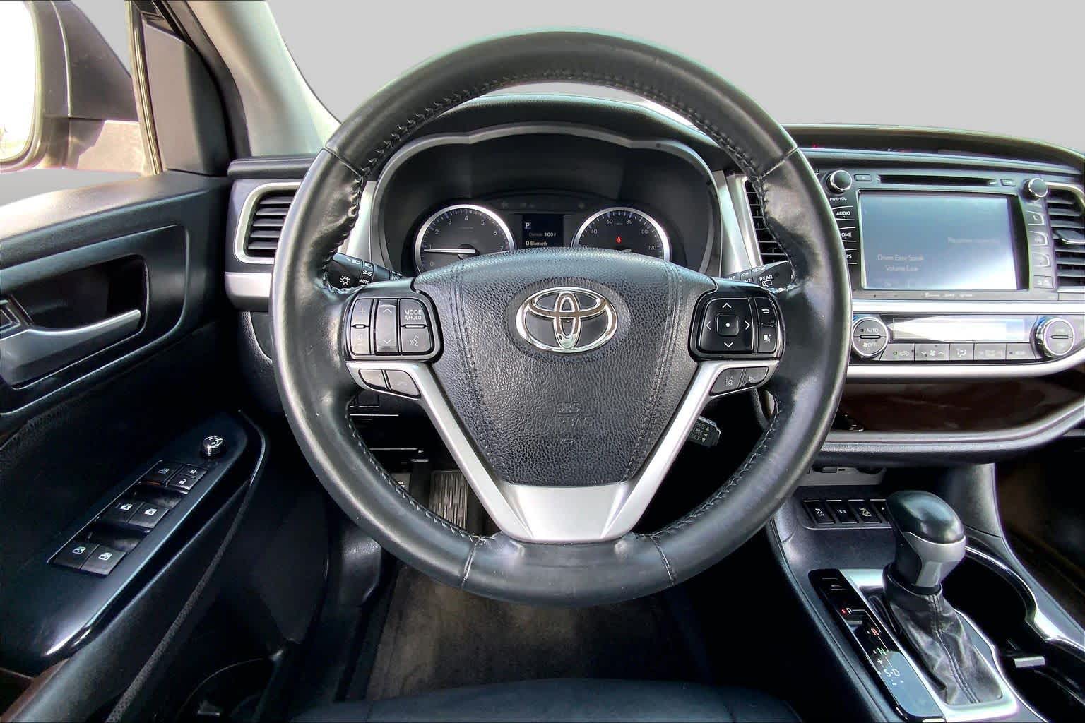2019 Toyota Highlander XLE Midnight Black Metallic at Mac Haik CDJR North Houston