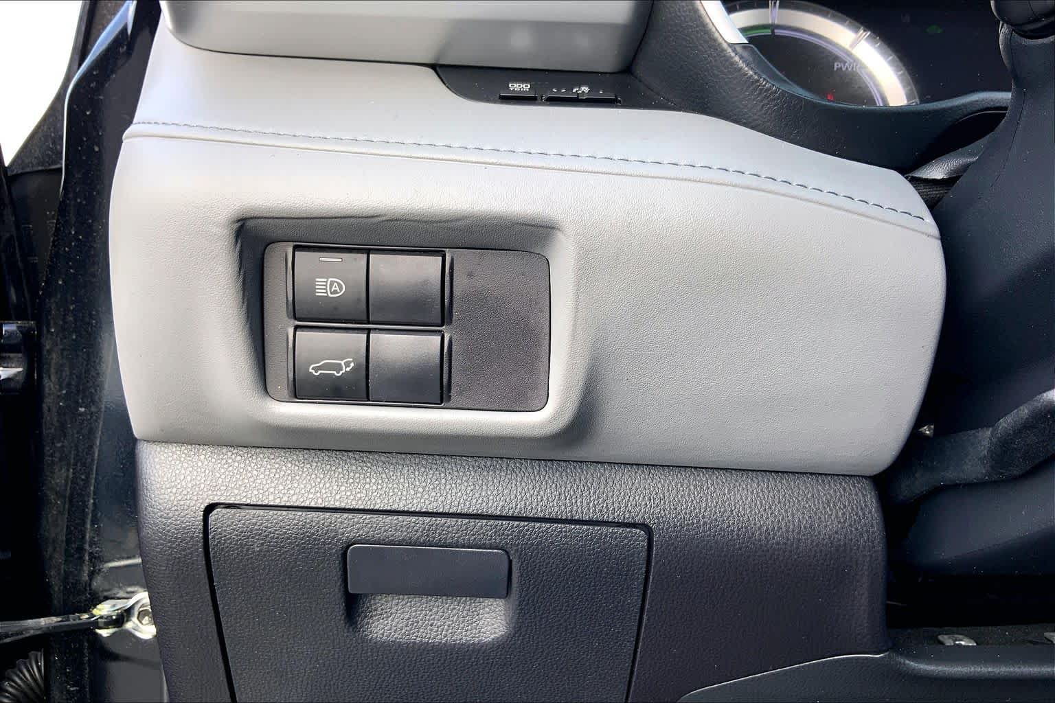 2023 Toyota Highlander photo 33 of 36