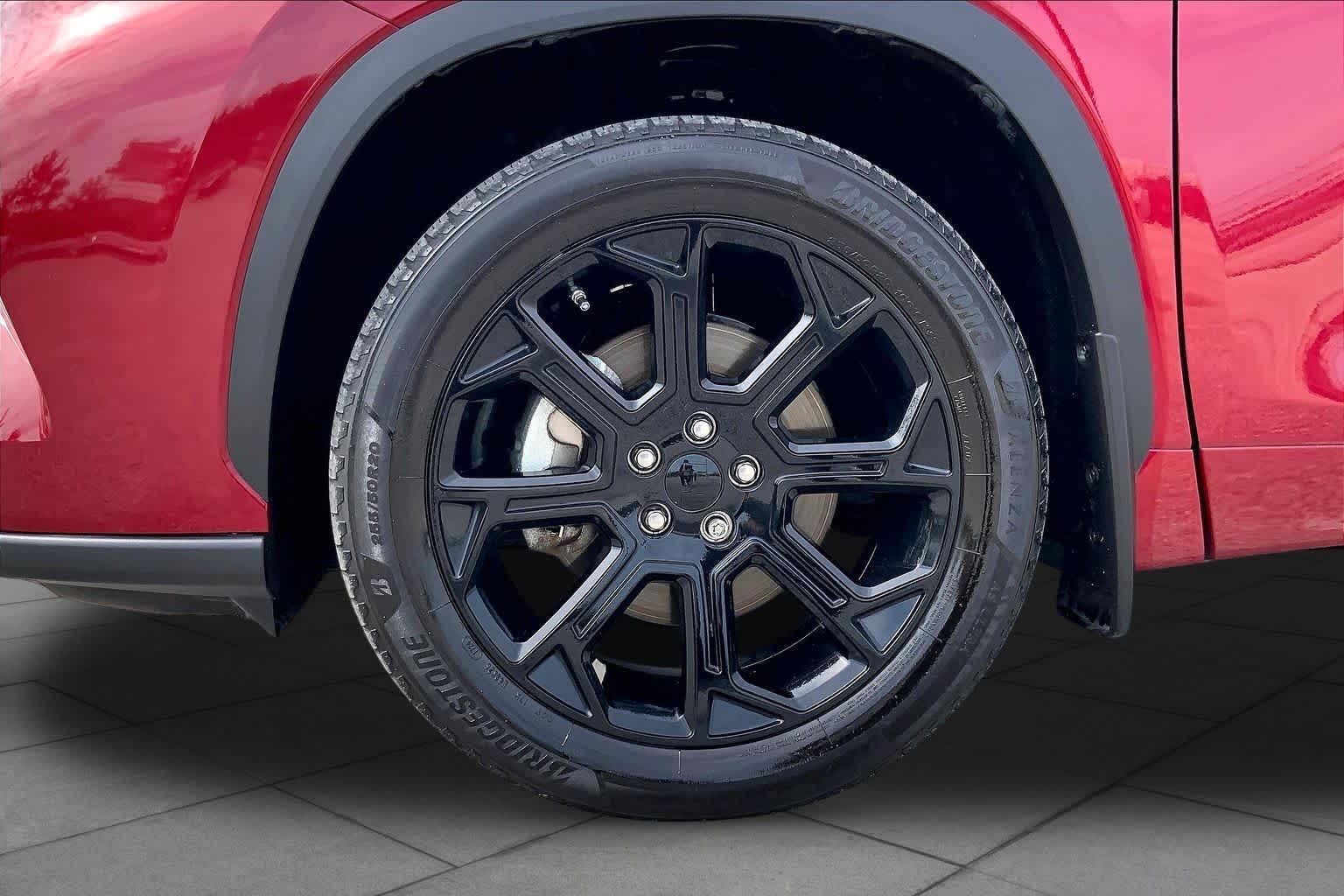 2023 Toyota Highlander LE Ruby Flare Pearl at Group 1 Toyota Southwest