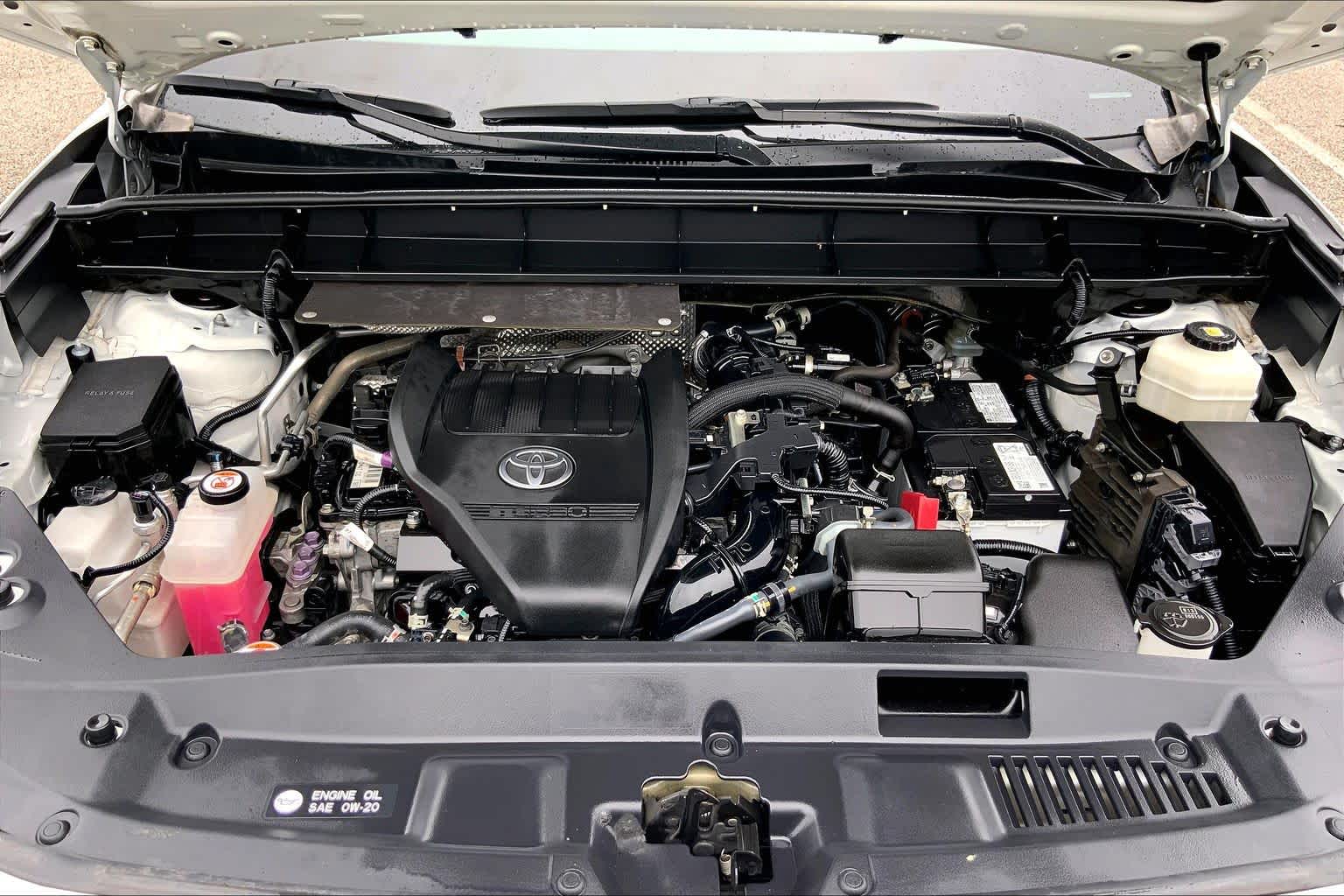 2023 Toyota Highlander XLE Wind Chill Pearl at AutoNation USA Katy