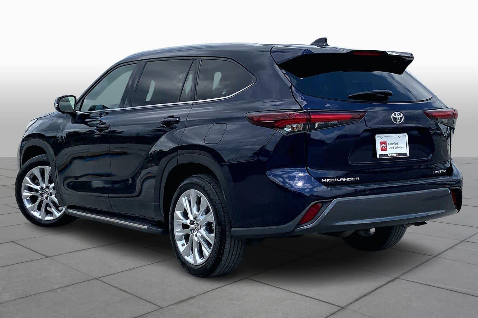 2024 Toyota Highlander Limited - 11