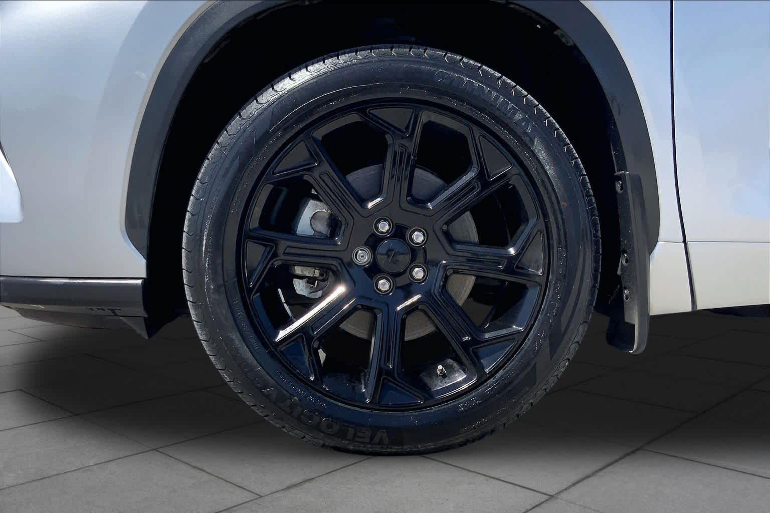 2023 Toyota Highlander L Celestial Silver Metallic at Tomball Ford