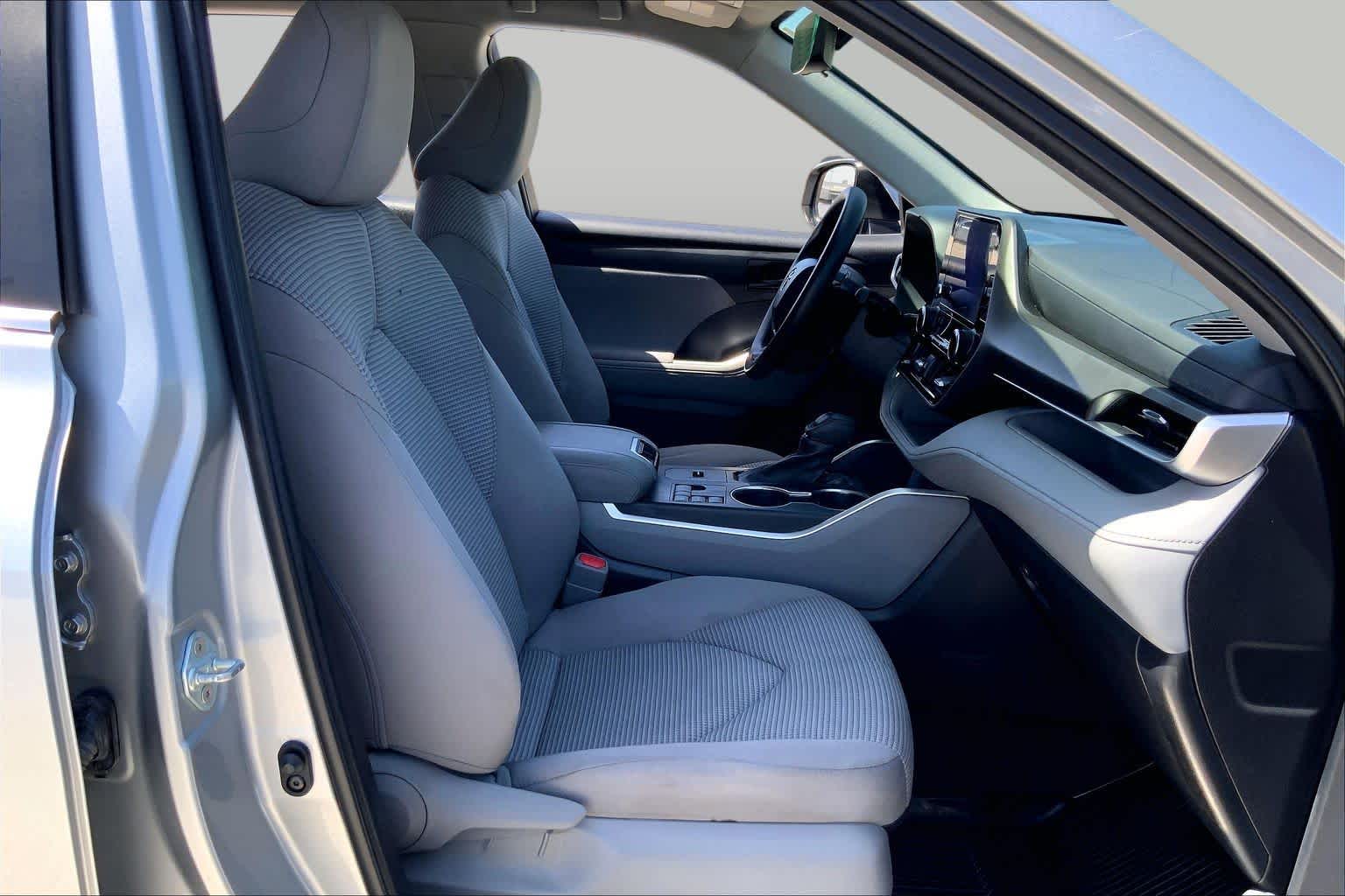 2023 Toyota Highlander L Celestial Silver Metallic at Tomball Ford