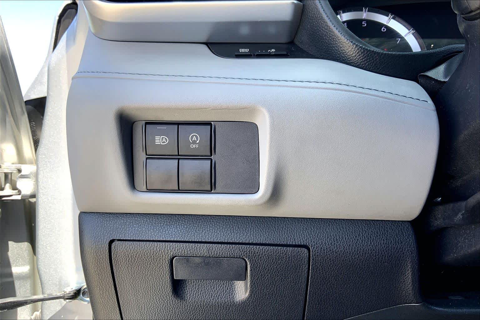 2023 Toyota Highlander L Celestial Silver Metallic at Tomball Ford