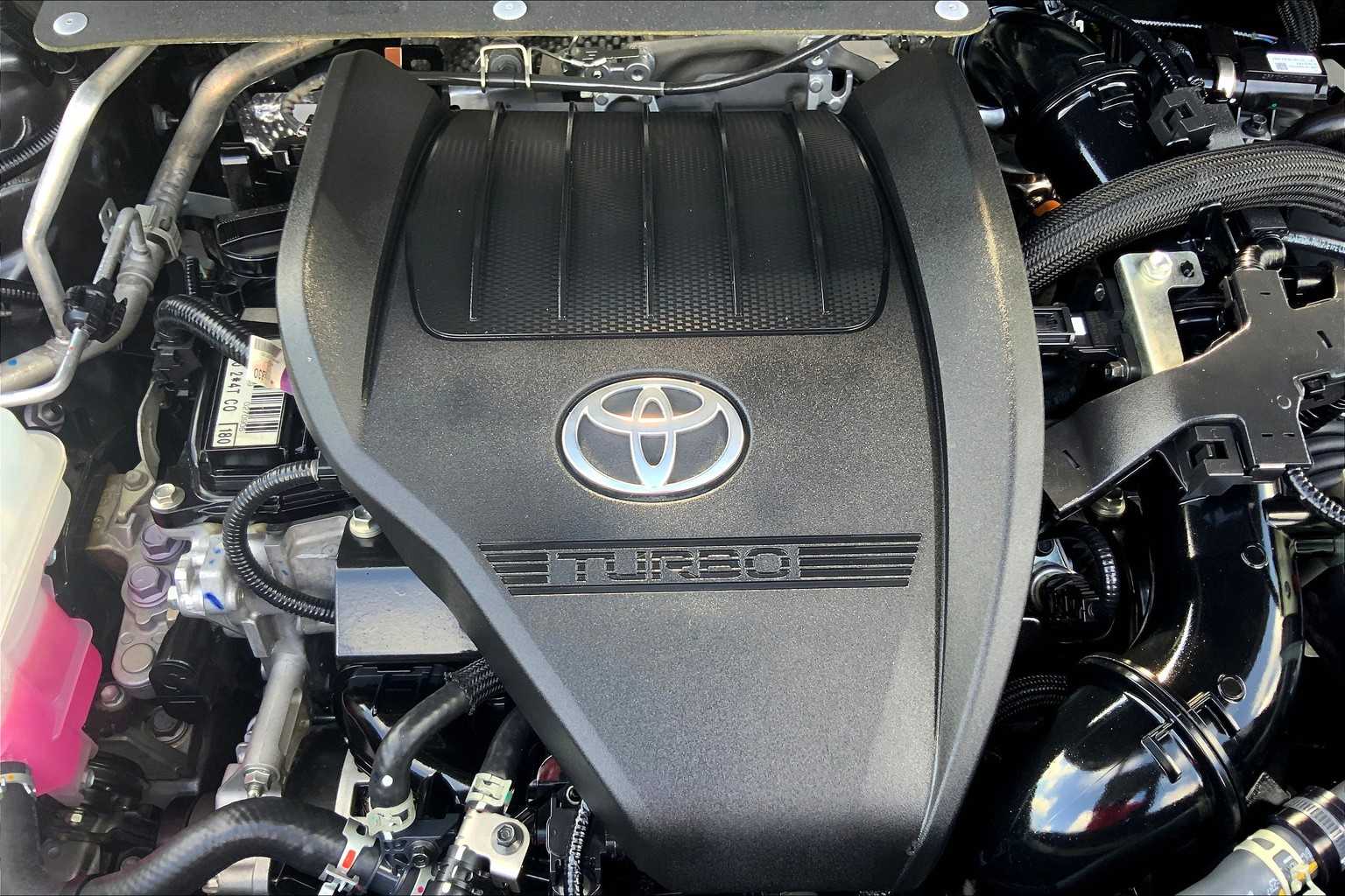 2023 Toyota Highlander LE Magnetic Gray Metallic at AutoNation USA Houston
