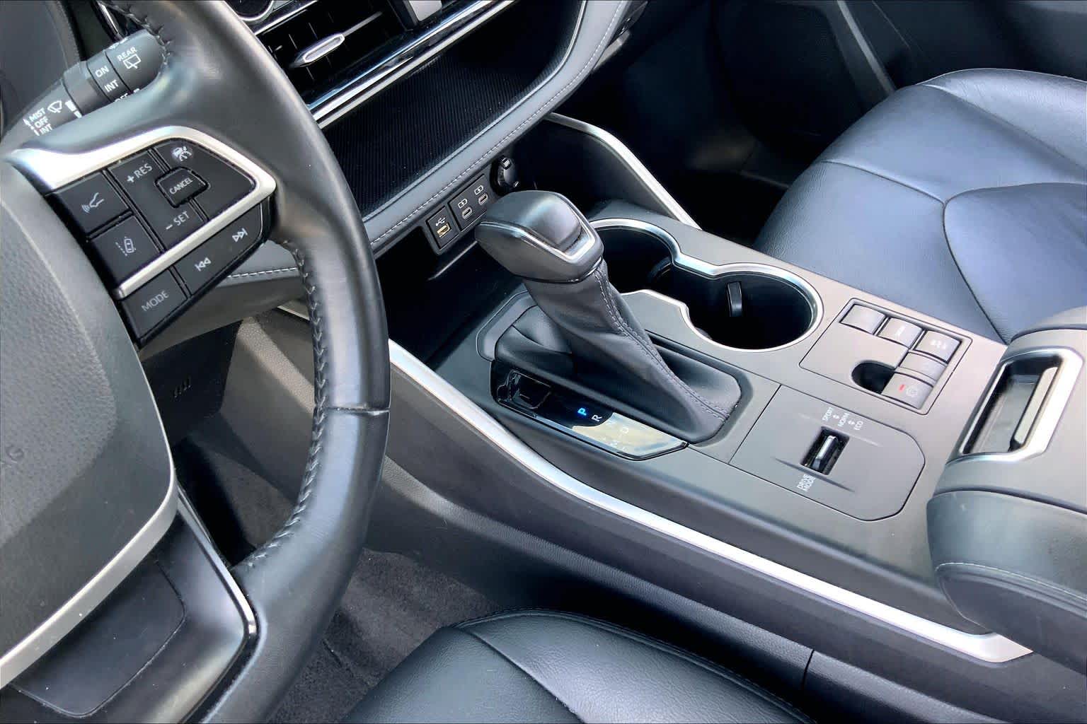 2023 Toyota Highlander LE Magnetic Gray Metallic at Group 1 Toyota Southwest
