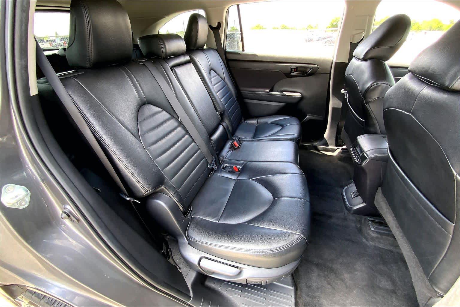 2023 Toyota Highlander LE Magnetic Gray Metallic at Group 1 Toyota Southwest
