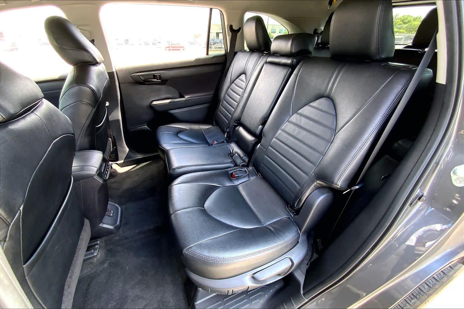 2023 Toyota Highlander LE Magnetic Gray Metallic at Group 1 Toyota Southwest
