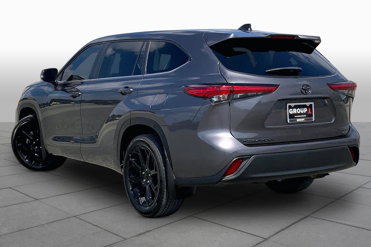 2023 Toyota Highlander LE Magnetic Gray Metallic at Group 1 Toyota Southwest