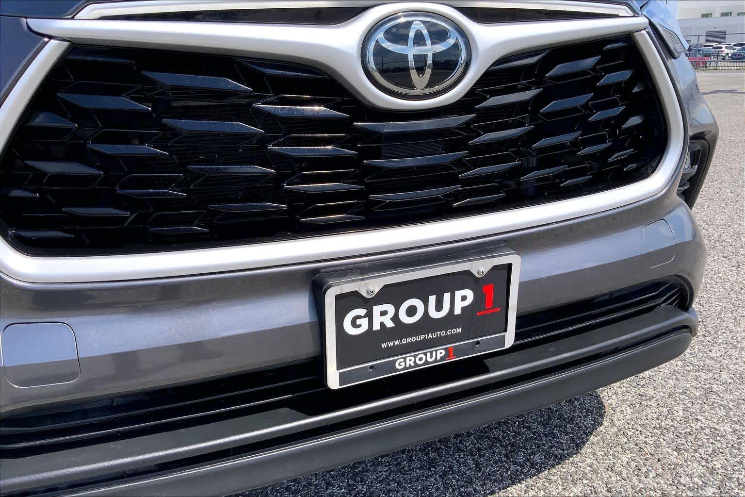 2023 Toyota Highlander LE Magnetic Gray Metallic at Group 1 Toyota Southwest