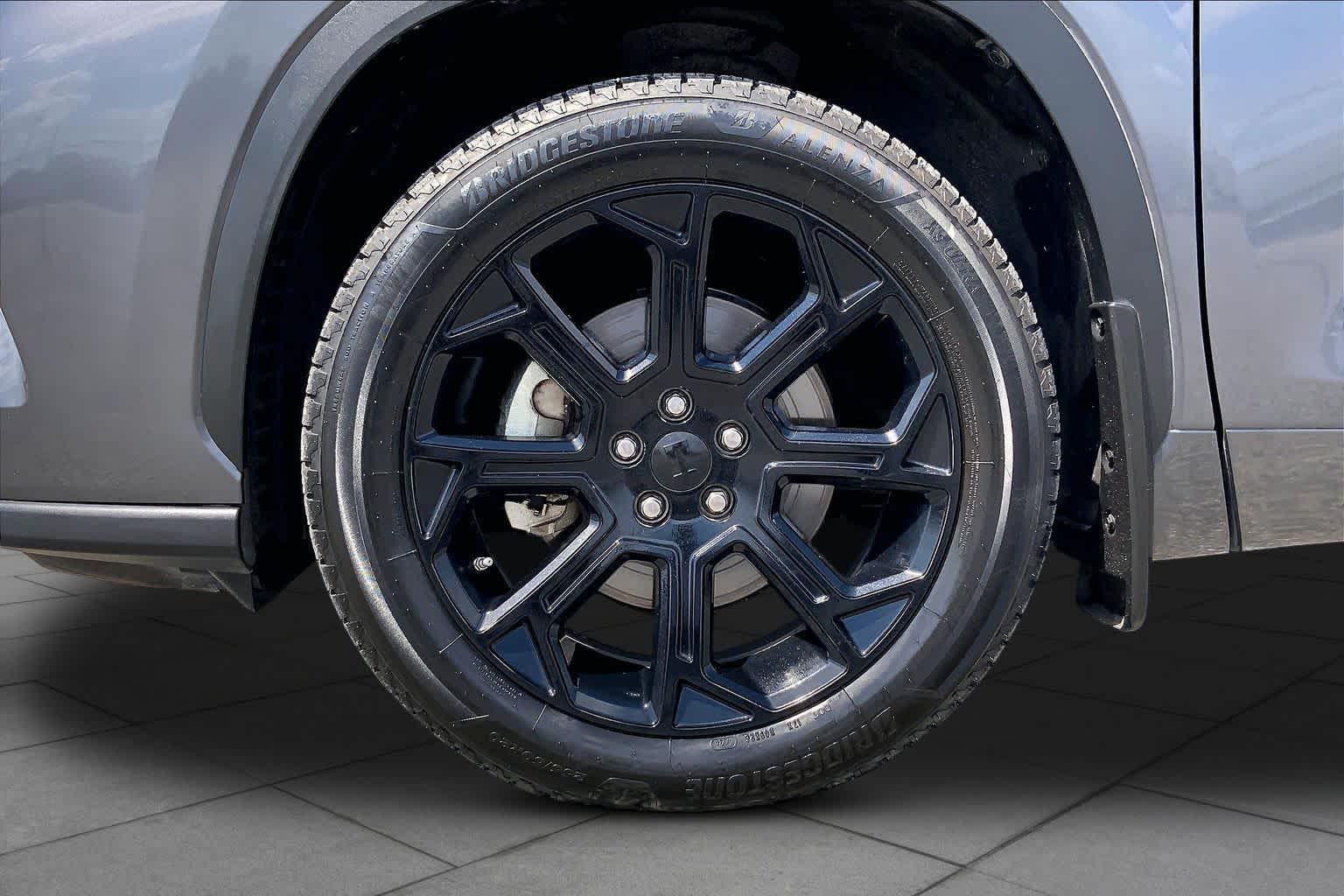 2023 Toyota Highlander LE Magnetic Gray Metallic at Group 1 Toyota Southwest