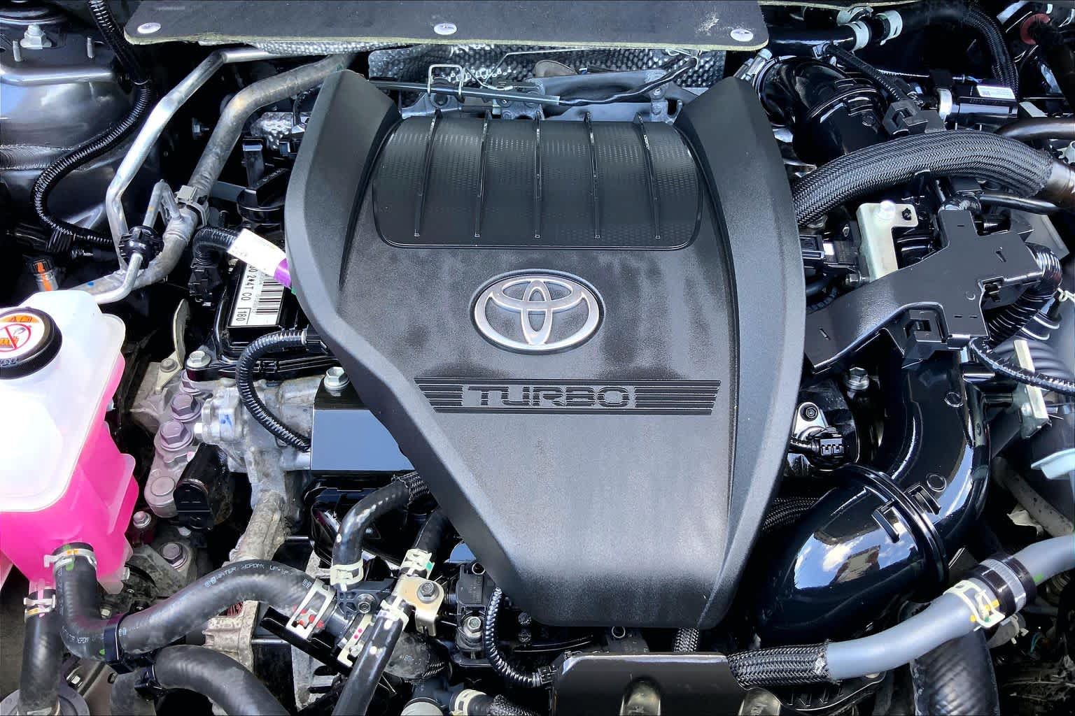 2024 Toyota Highlander XLE Magnetic Gray Metallic at AutoNation USA Houston