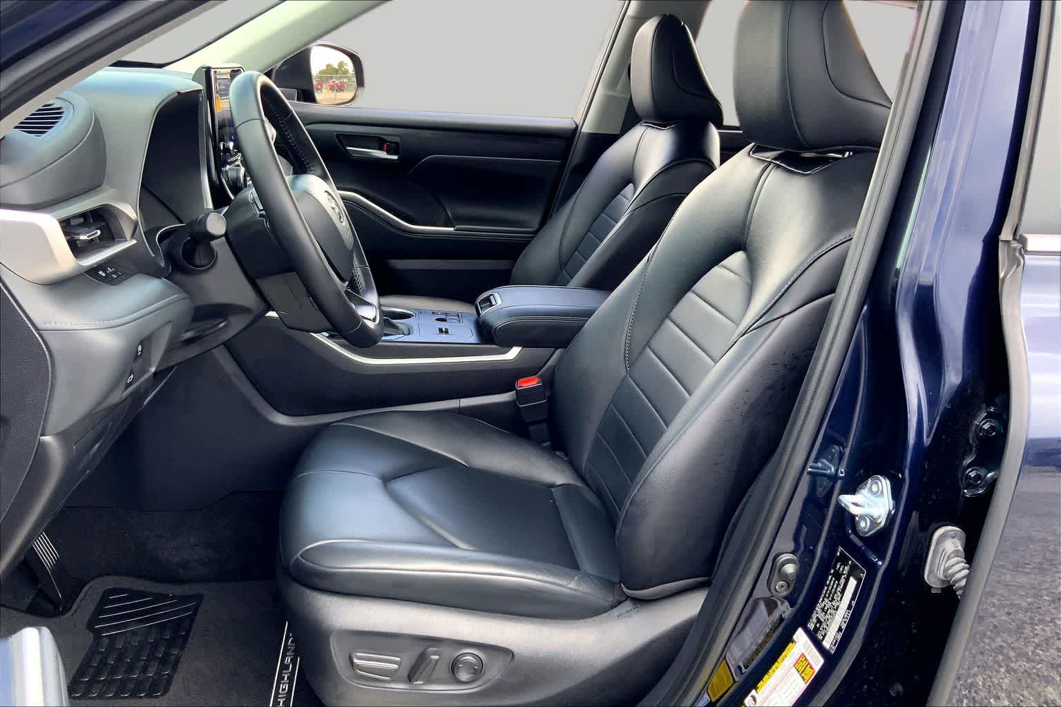 2024 Toyota Highlander XLE Blueprint at AutoNation Toyota Gulf Fwy