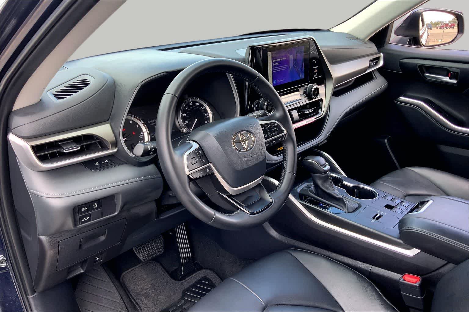 2024 Toyota Highlander XLE Blueprint at AutoNation Toyota Gulf Fwy