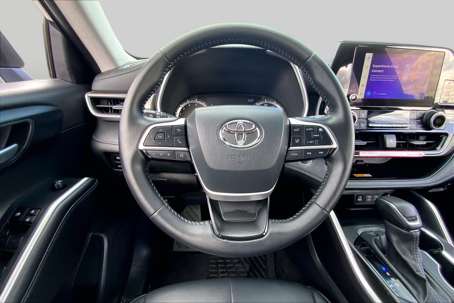 2024 Toyota Highlander XLE Blueprint at AutoNation Toyota Gulf Fwy