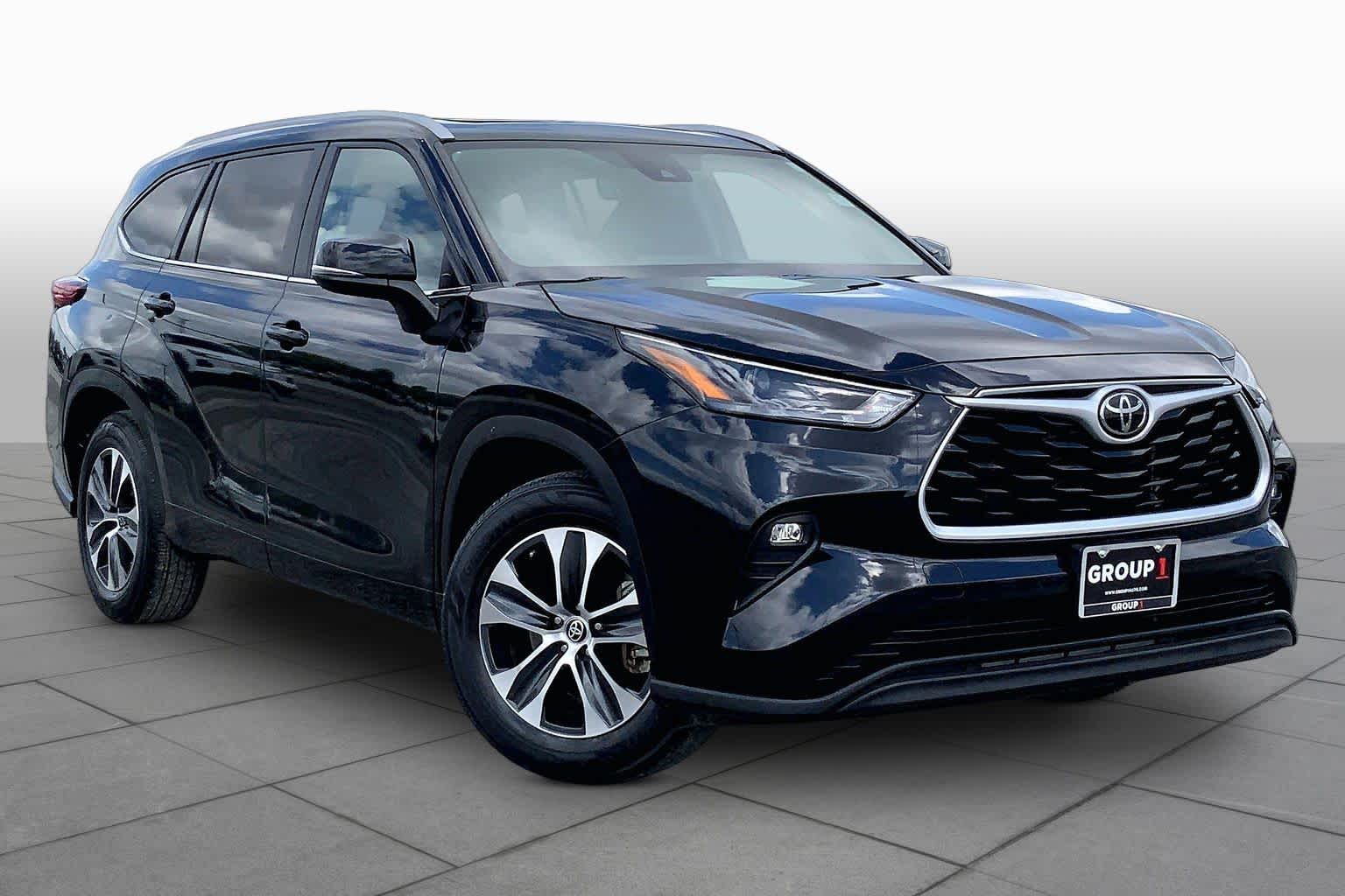 2023 Toyota Highlander XLE Midnight Black Metallic at Group 1 Toyota Southwest