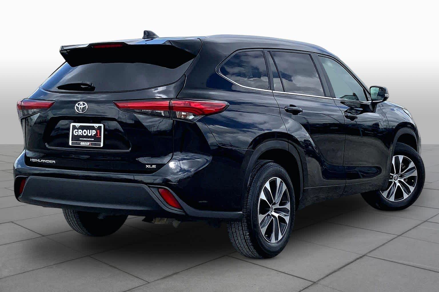 2023 Toyota Highlander XLE Midnight Black Metallic at Group 1 Toyota Southwest