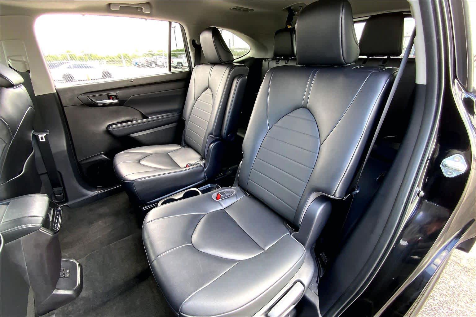 2023 Toyota Highlander XLE Midnight Black Metallic at Group 1 Toyota Southwest