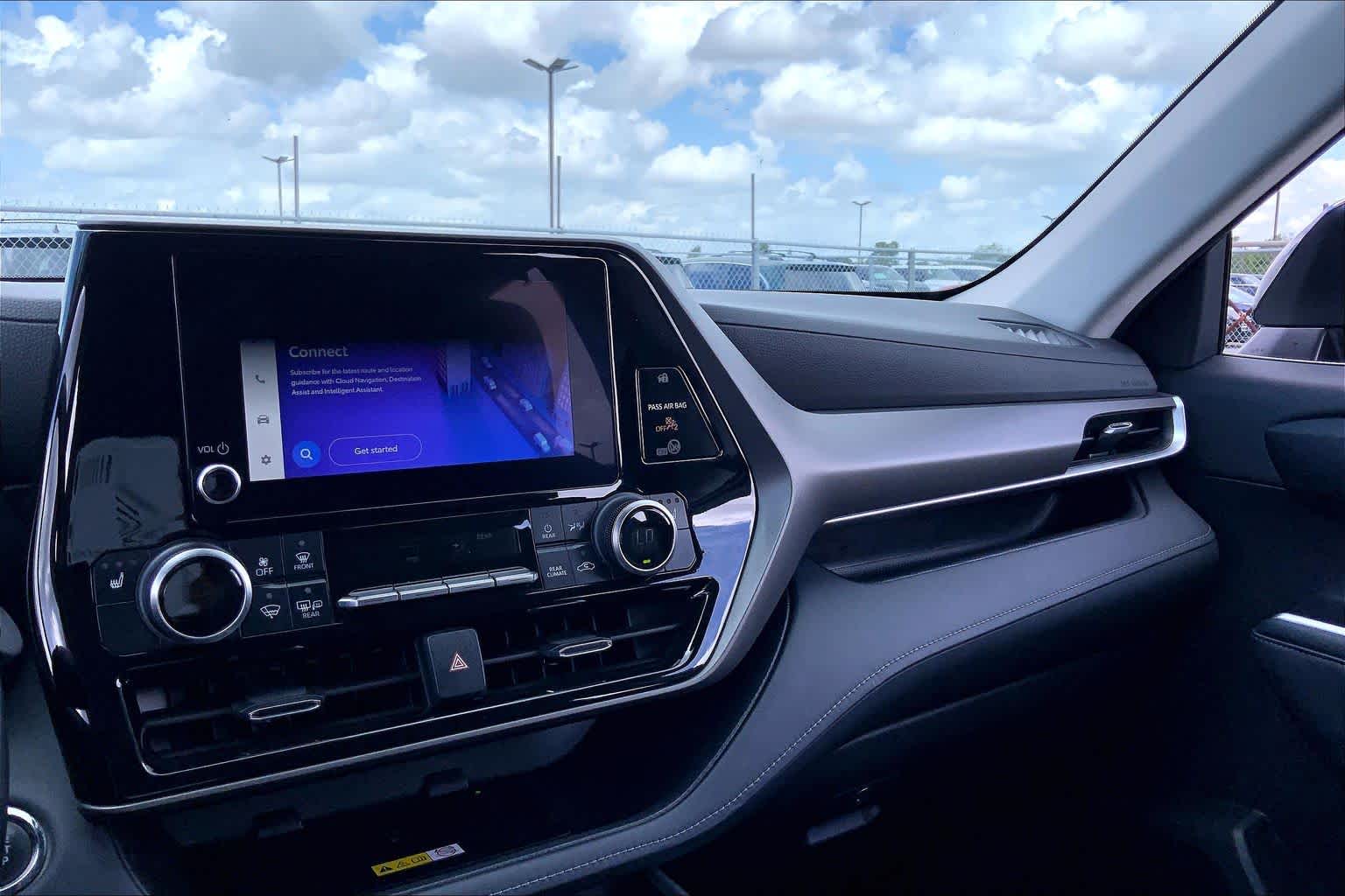 2023 Toyota Highlander XLE Midnight Black Metallic at Group 1 Toyota Southwest