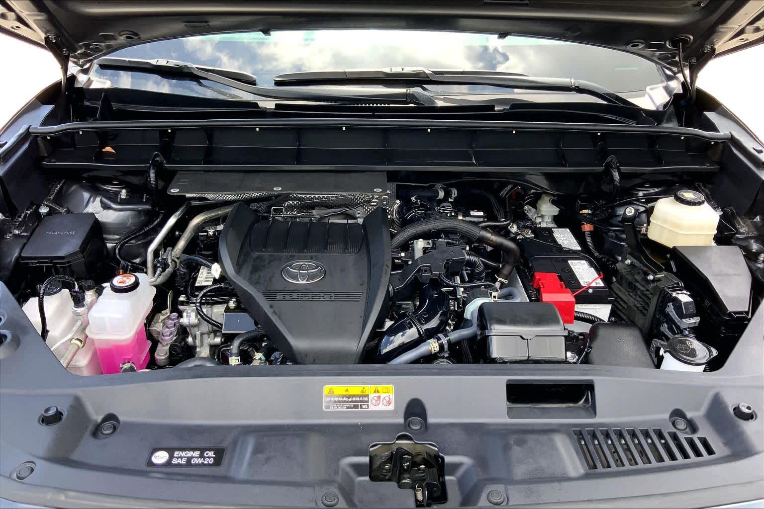 2025 Toyota Highlander XLE Magnetic Gray Metallic at Group 1 Toyota Southwest