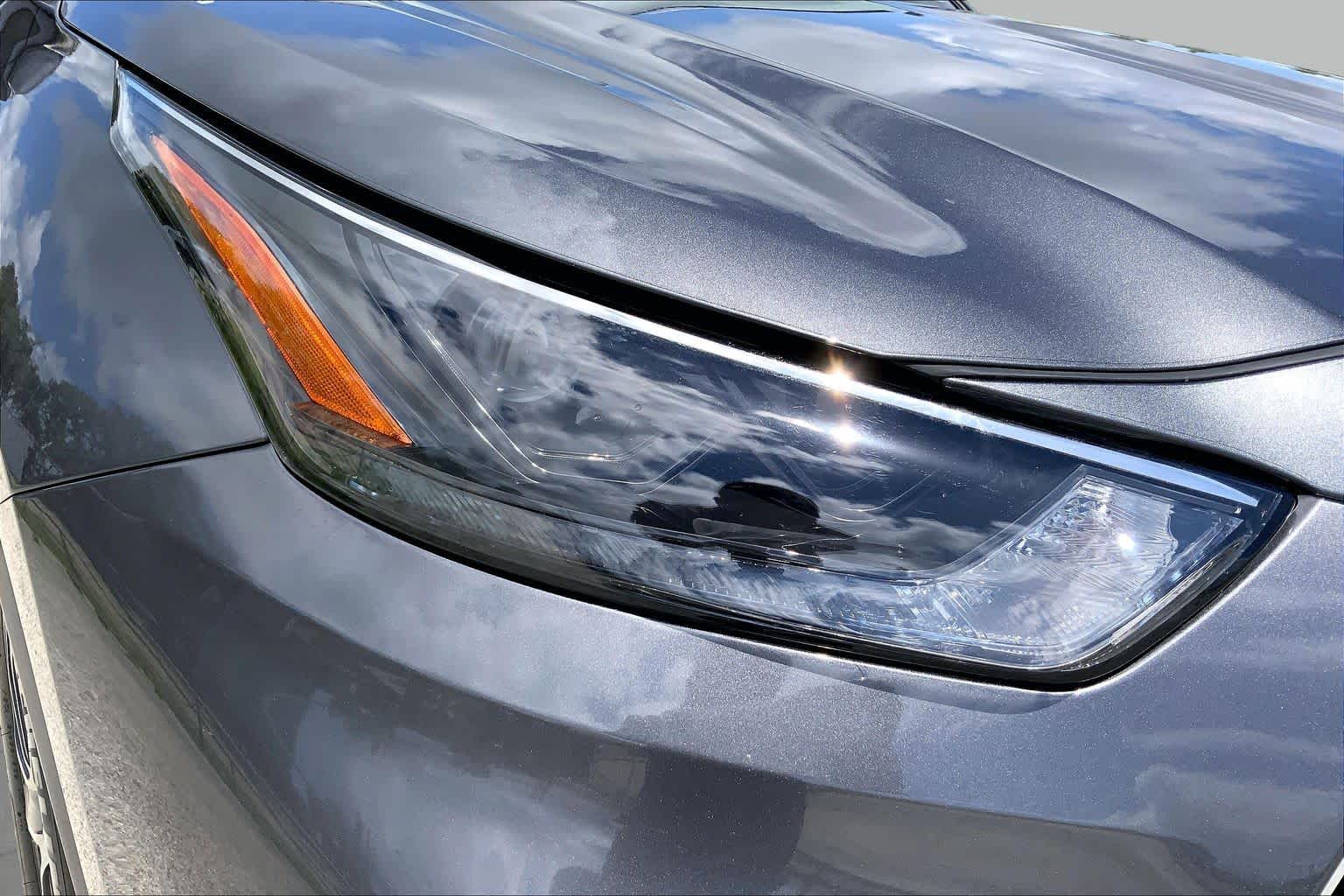 2025 Toyota Highlander XLE Magnetic Gray Metallic at Group 1 Toyota Southwest