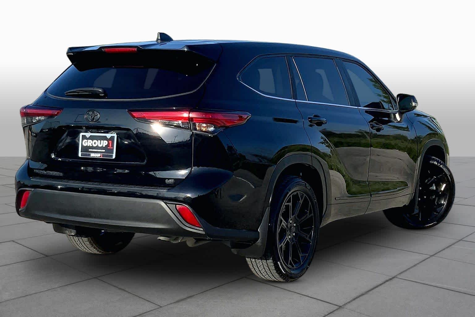2023 Toyota Highlander LE Midnight Black Metallic at Group 1 Toyota Southwest